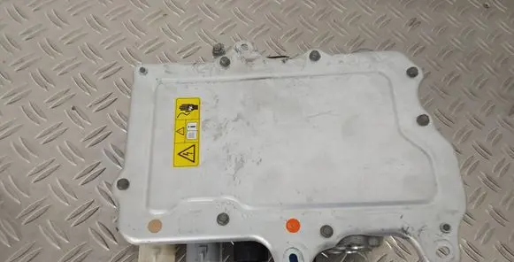 Tesla Model X Voltage converter inverter 104967800G