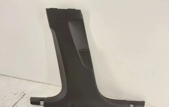 Audi Q2 - (B) pillar trim (bottom) 81A867239A