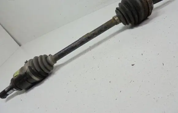 Toyota Yaris Verso Drive shaft (set) P26080568