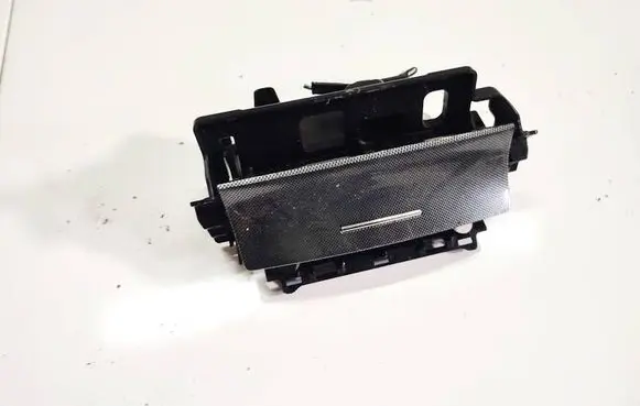 Mitsubishi Lancer X Glove box