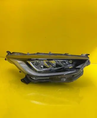 Toyota Yaris Headlight/headlamp K0-8