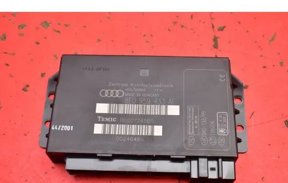 Audi A4 S4 B6 8E 8H Comfort/convenience module 8E0959433AF