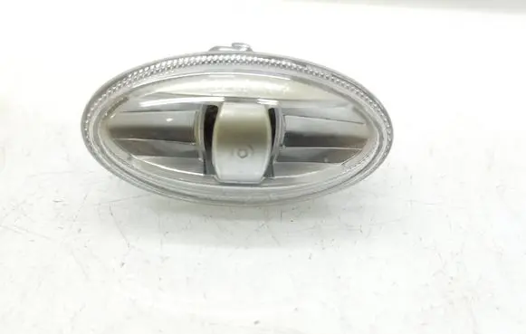 Opel Combo E Front fender indicator light 9680057480