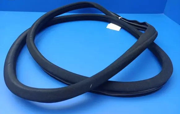 Mercedes-Benz S W221 Rear door rubber seal (on body) A2216970951
