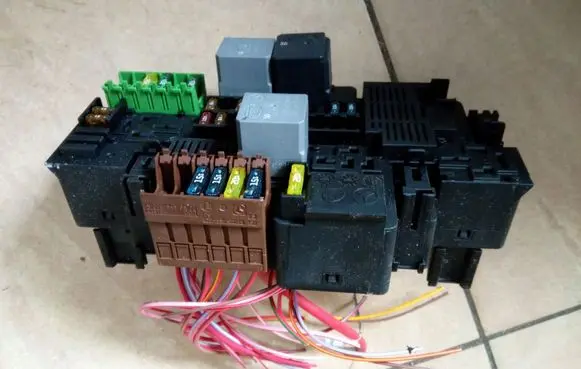 Mercedes-Benz EQC Fuse module 2139062202 NE59689