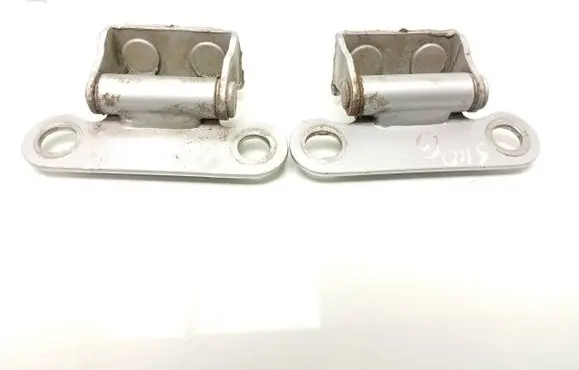 Toyota Auris E180 Loading door hinge set 