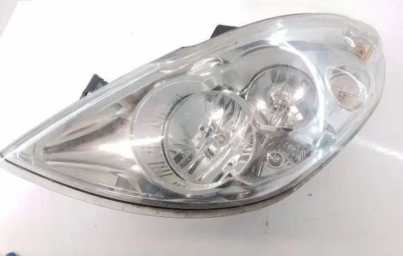 Opel Movano B Headlight/headlamp