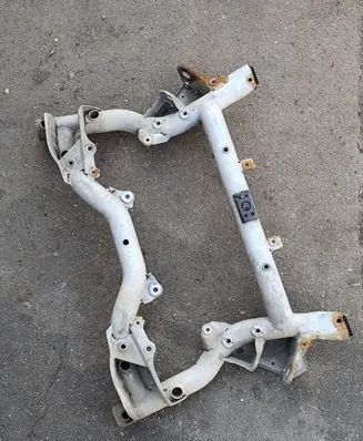 Mercedes-Benz E W212 Front subframe PA218628011 PA218628012