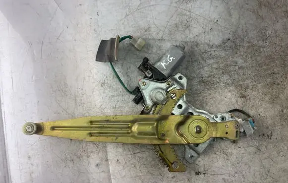 Mitsubishi Pajero Sport I Rear door window regulator with motor Mr144537 0621006556