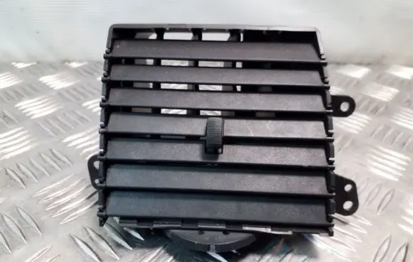 Chrysler Grand Voyager V Dashboard side air vent grill/cover trim 70779XDV
