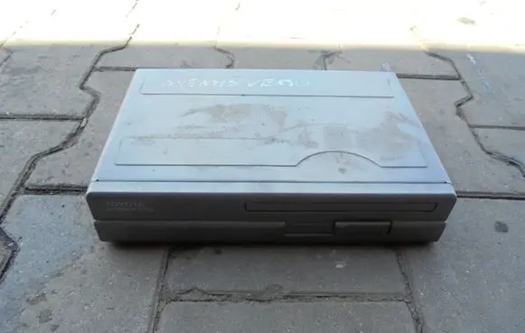 Toyota Avensis Verso Navigation unit CD/DVD player 