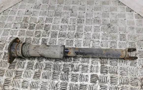 Hyundai i40 Rear shock absorber/damper 553113Z110