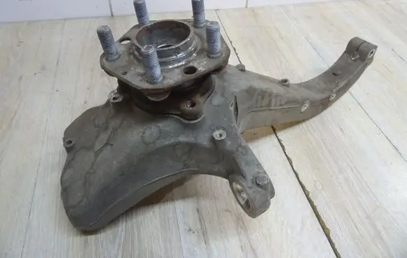 Tesla Model 3 Front wheel hub spindle knuckle 118831600E