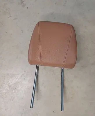 BMW 4 F32 F33 Front seat headrest 