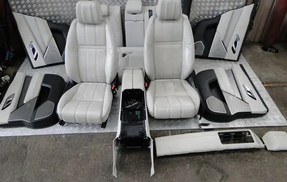 Land Rover Range Rover Velar Seat set 