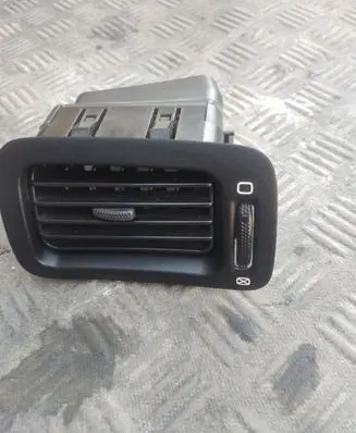 Subaru Legacy Dashboard side air vent grill/cover trim