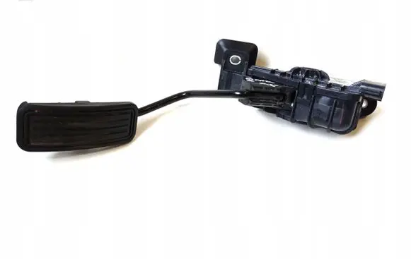 Mazda 3 II Accelerator throttle pedal BBL441600