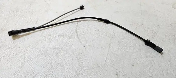 BMW 1 F40 Brake pads wear sensor 6888167