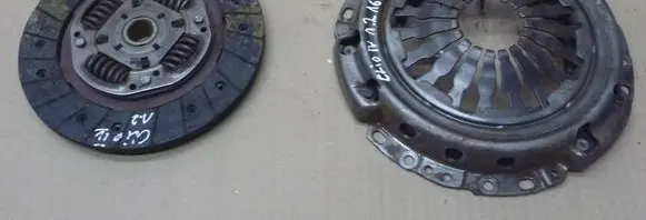 Renault Clio IV Clutch set kit 301010996R
