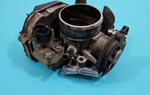 Audi A4 S4 B5 8D Throttle body valve 058133063 IMPRK1515295