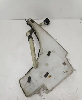 BMW 1 E81 E87 Windshield washer fluid reservoir/tank 7124231