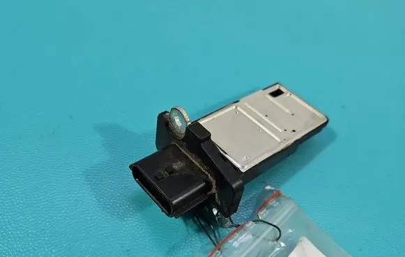 Infiniti QX50 (J50) Mass air flow meter AFH70M38 IMPRK1528592