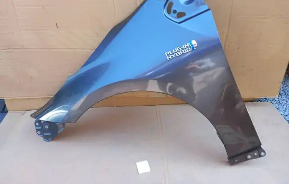 Toyota Prius (XW50) Fender 5380247110