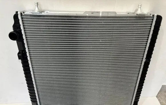 Mercedes-Benz G W463 2nd Gen Coolant radiator A4635000402