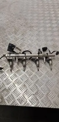 Audi A5 Fuel injector wires 06L971627Q
