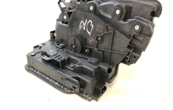 BMW X5 F15 Front door lock 7281936