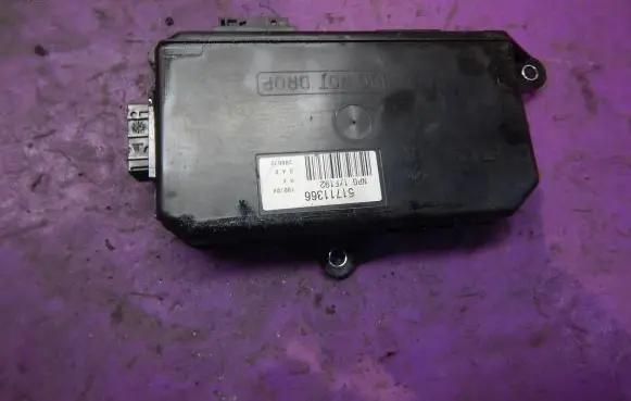 Fiat Stilo Door control unit/module 51711366