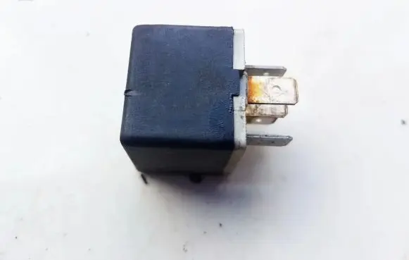 Opel Zafira A Other relay 09191753