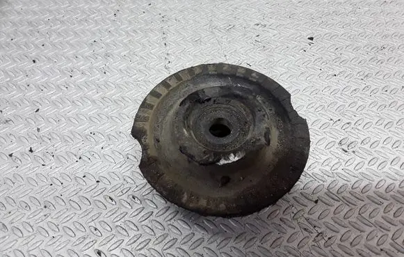 Volkswagen PASSAT B5 Front upper strut mount 4D0412377D