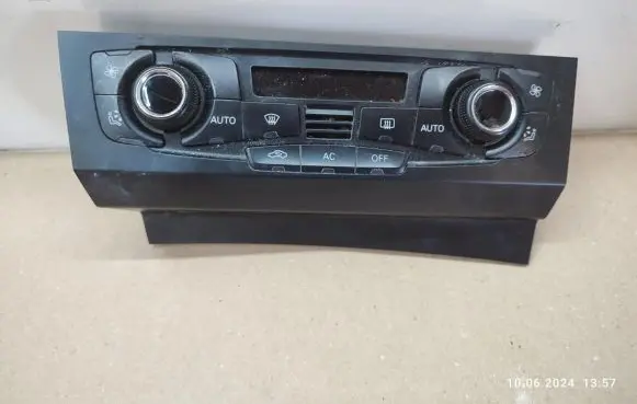 Audi A4 S4 B8 8K Climate control unit 8T2820043AF