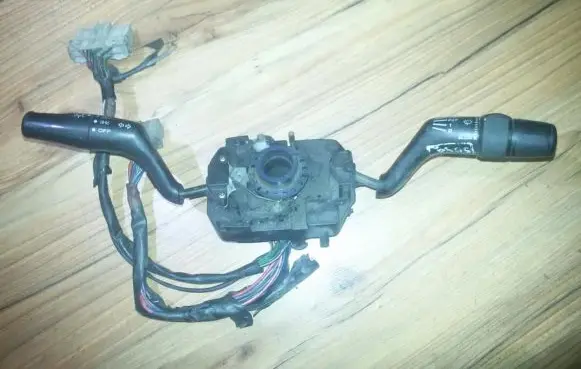 Mitsubishi Galant Wiper turn signal indicator stalk/switch 178740 tr8610