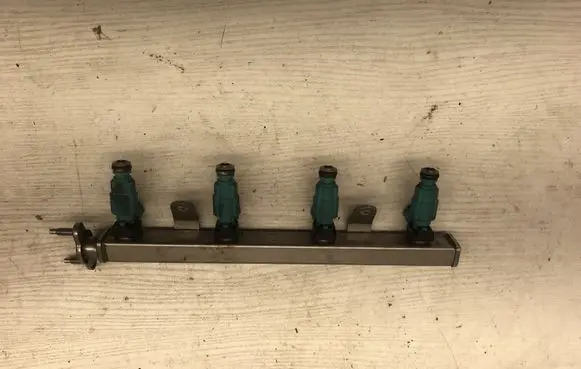 Hyundai i20 (PB PBT) Fuel injectors set 3531003000