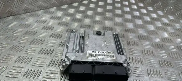 Volkswagen Transporter - Caravelle T5 Engine control unit/module 070906016EC 0281014893