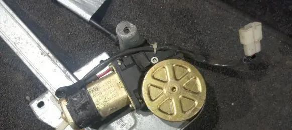 Rear door window regulator motor