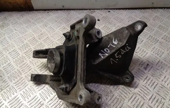 Nissan Note (E12) Gearbox mount