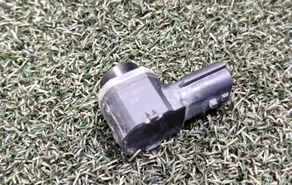Renault Trafic III (X82) Parking PDC sensor 284429097R
