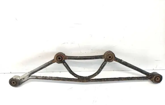 Jaguar XJ X300 Rear differential/diff mount bracket PUM53871