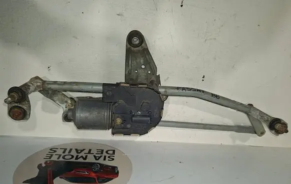 Volkswagen PASSAT B6 Front wiper linkage and motor 0390241609 3C1955119A
