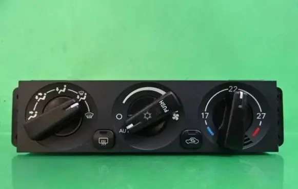 Mitsubishi Carisma Climate control unit CAB502A011A