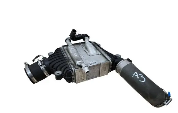 Jaguar F-Pace Intercooler radiator GX736K775AE