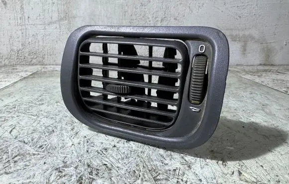Volvo S40, V40 Dashboard side air vent grill/cover trim