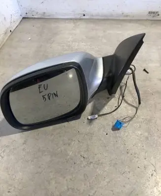 Volkswagen Amarok Front door electric wing mirror