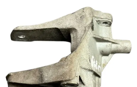 Opel Antara Engine mount bracket 8333 X00765