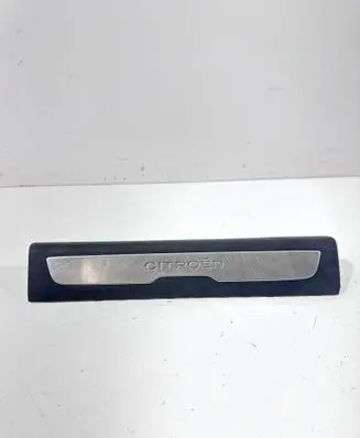 Citroen C4 Grand Picasso Front sill trim cover 9677703377