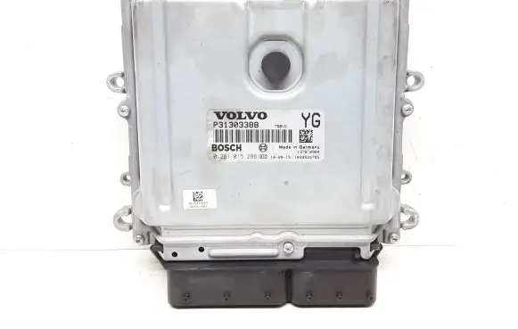 Volvo S60 Engine control unit/module P31303388 0281015286