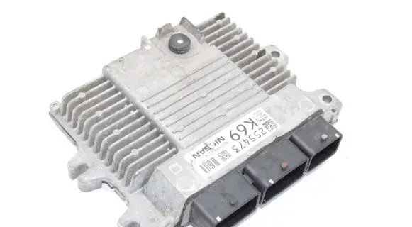 Nissan Juke I F15 Engine control unit/module NEC999004